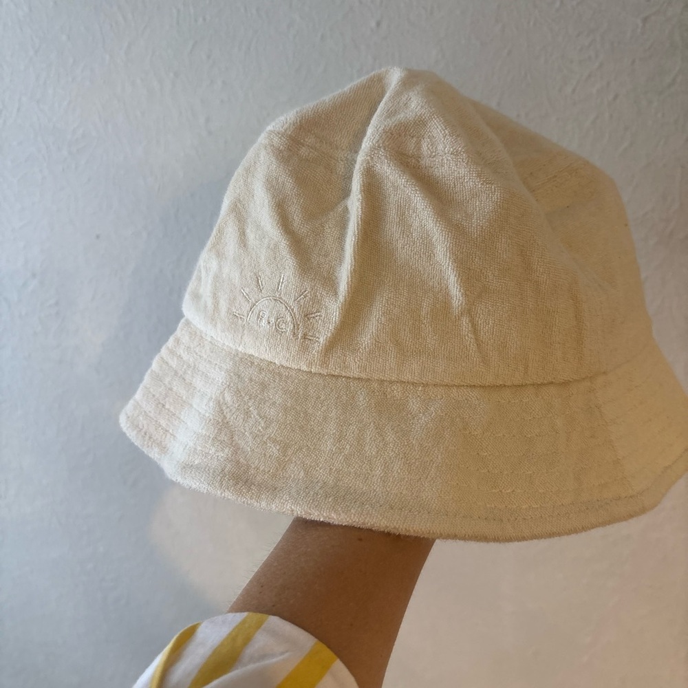 Rylee and Cru Cream Bucket Hat